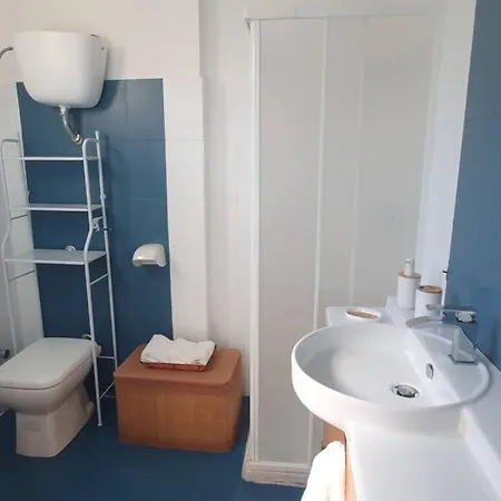 Apartman Tinta Dal Mare. Bilocale Vista Mare A Calopezzati